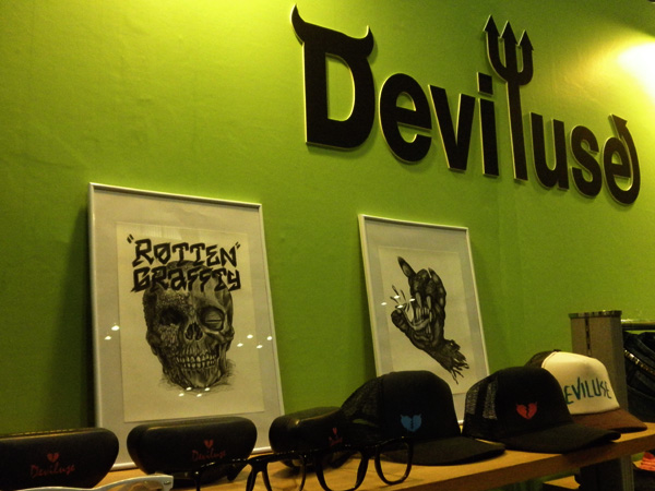 DEVILUSE.jpg
